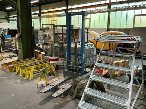 #{CategorySingular_de0536fc-f5d7-4c2d-8a27-d396c24fe960} - ARMANNI - EURO BETA M 120/16 - 1998