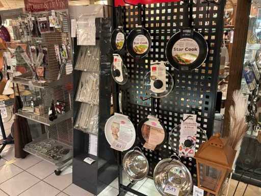 Padella (5 volte), coperchi di vetro e colateri