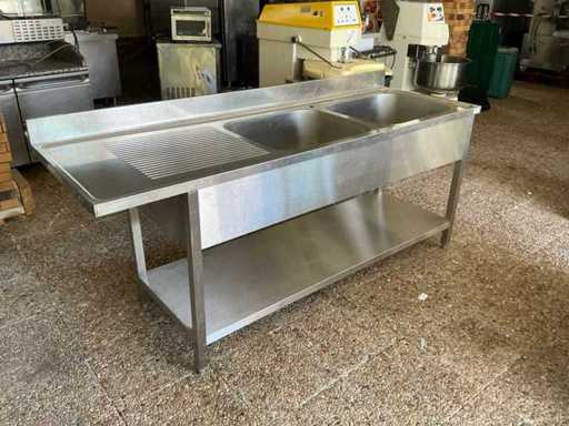 Double plunge tanks