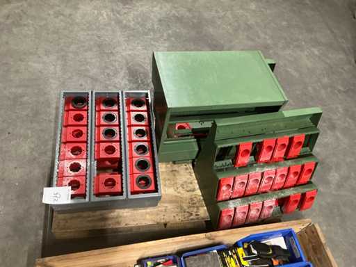 Tool holder (7x)