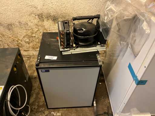 Vitrifrigo Frigorifero blu navy