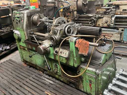 Centre Lathe
