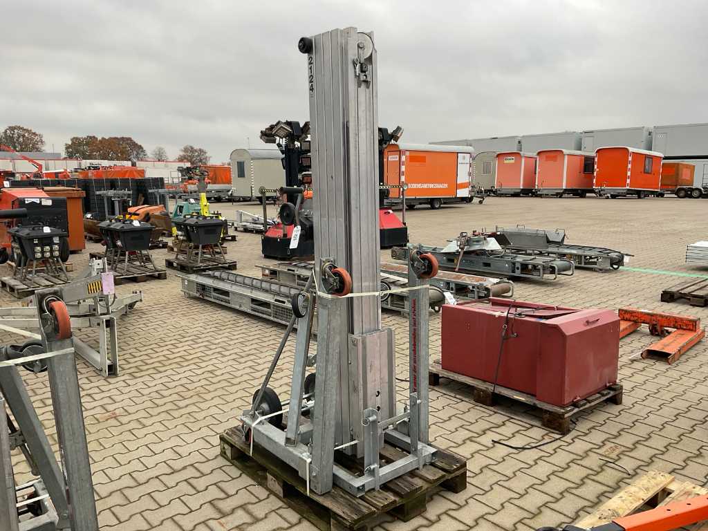 Sumner Manufacturing - 2124 - materiaallift / kanaallift