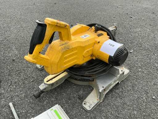 DeWalt DW777 afkortcirkelzaagmachine