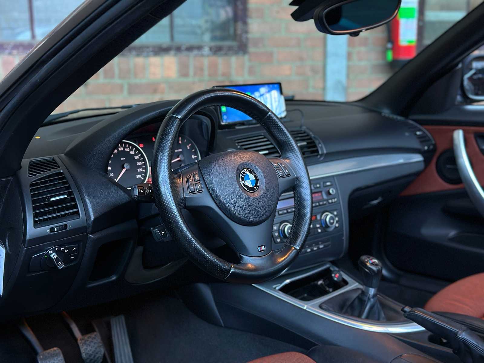 BMW 118i Cabrio High Executive 1-serie 143pk 2011, L-752-XS