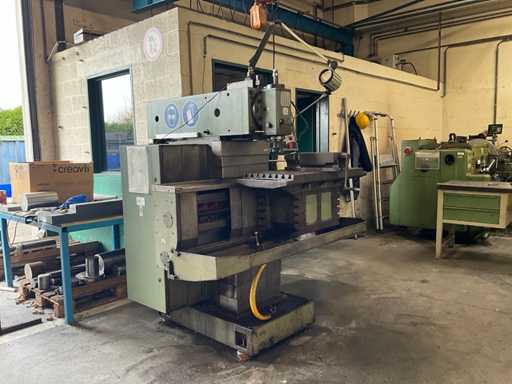 TOS FNGJ 32 Universele freesmachine