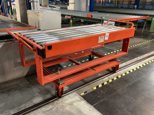 2009 CASSIOLI Roller conveyor on rails