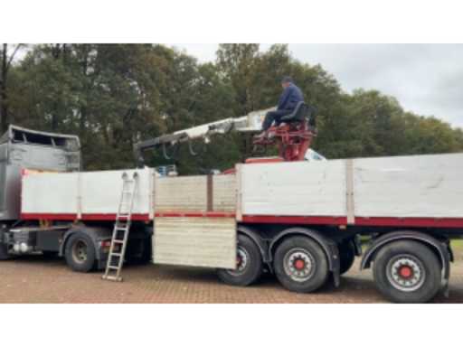 f903d923-daed-41b4-ba46-aa5c02286c05.mp4