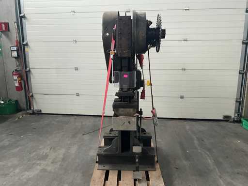 Edel VM36 / 200 Stansmachine