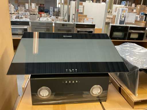 Cappa estrattora a parete Indesit IHVP 6.6 LM K Design