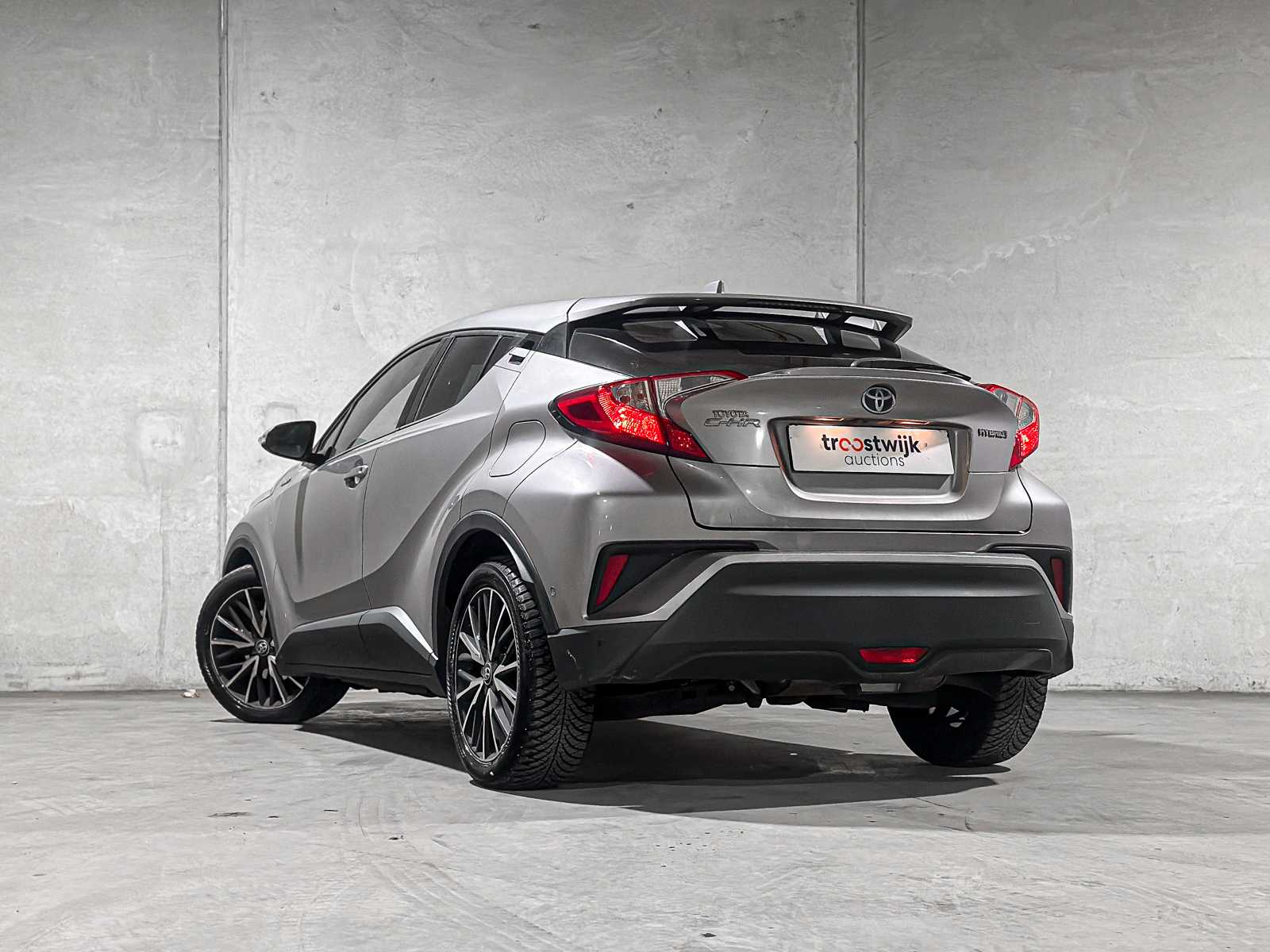 Toyota C-HR 1.8 Hybrid Executive 98PK 2017, PG-762-K