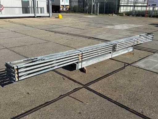 Tetto piano - Costruzione in acciaio 6,40 x 12,00 m (77 m2)