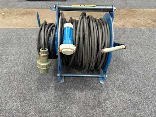 Cable reel 50 m with CEE plug – tested according to DGUV