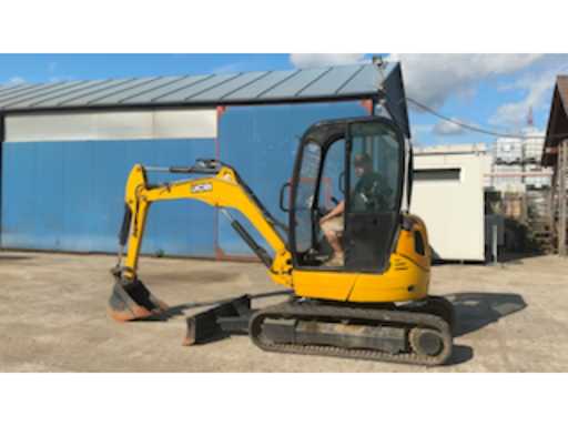 ec10c357-e371-47bf-b26d-5e1a26af85bc.mp4