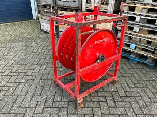 Hose reel
