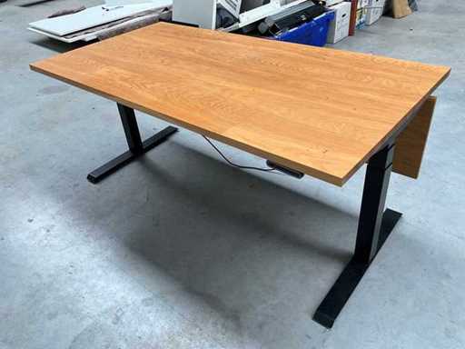 Elektrisch verstelbaar bureau