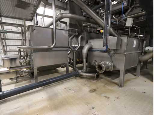 Meervoudige RVS reservoir opstelling