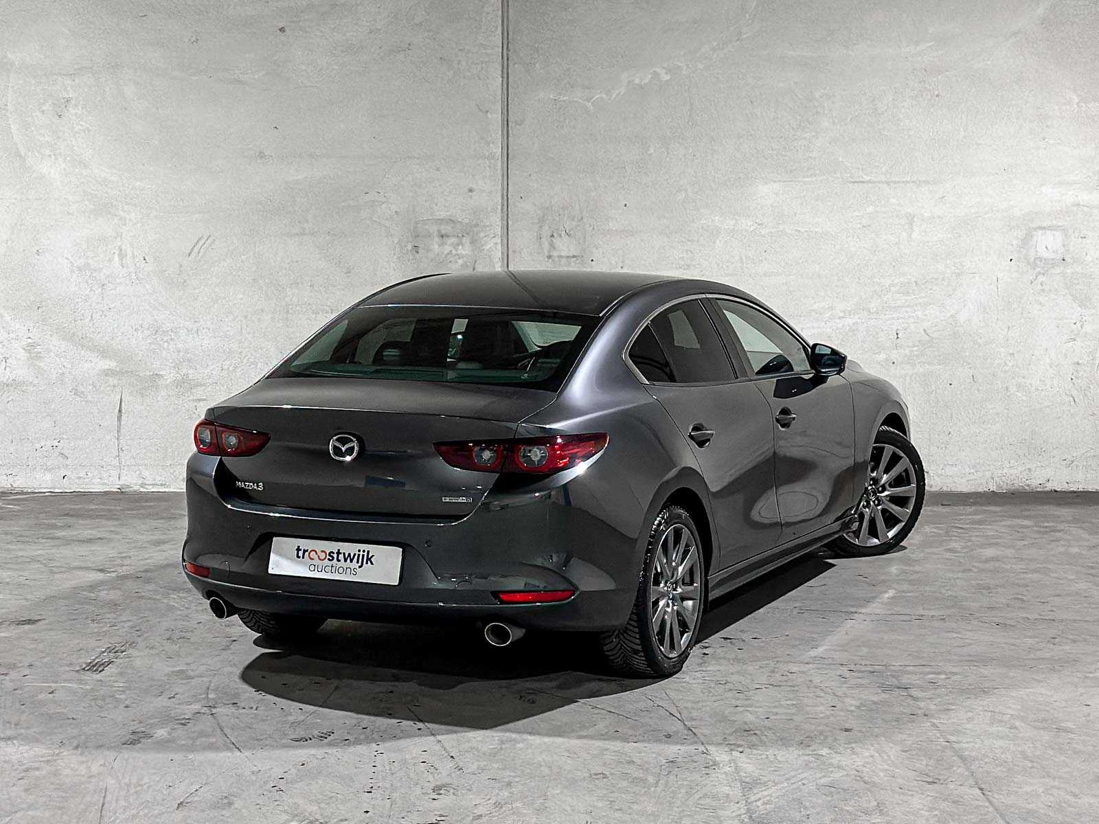 Mazda 3 2.0 e-SkyActiv-X M Hybrid 186 Luxury 186pk 2022 (Origineel-NL & 1 Eigenaar), R-001-LJ