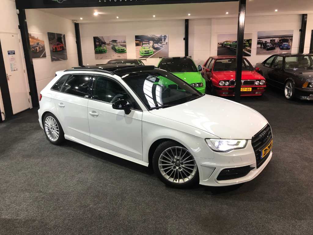 Audi A3 Sportback Full option Ambition Pro Line S 5 portes, ZD-797-L