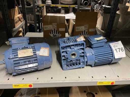 Lenze Electric motor (2x)