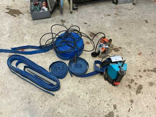 Submersible pump (2x)