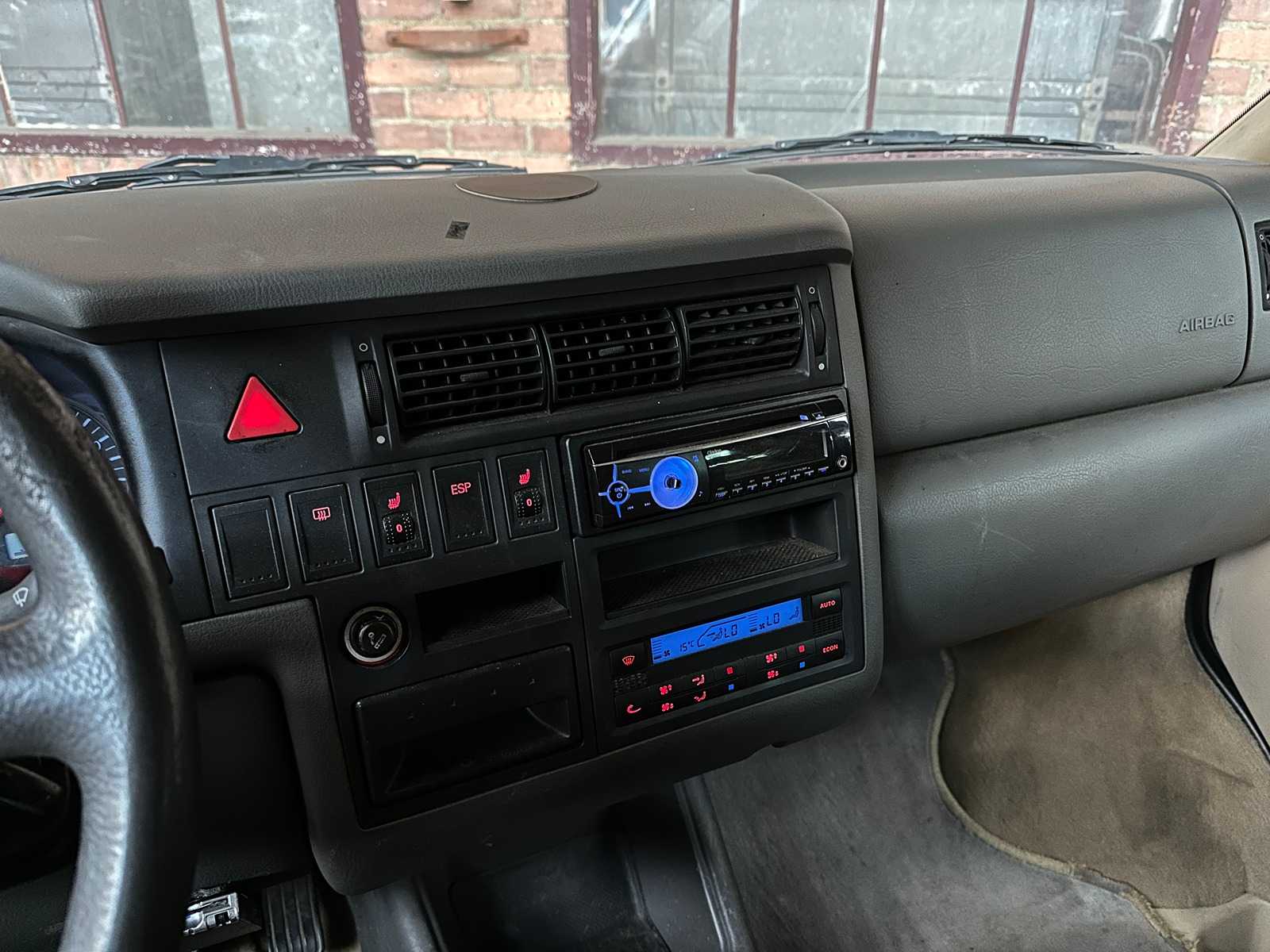 Volkswagen Multivan VR6 2.8 V6 204pk 2003 Youngtimer