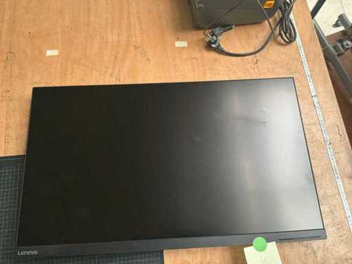 LENOVO D32U-45 31,5" Monitor 2025