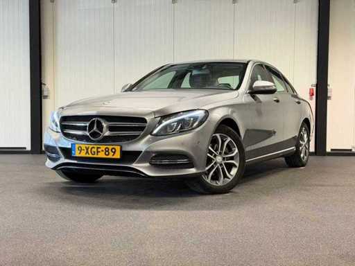 Mercedes-Benz - C-Klasse - 180 Ambition 2014 9-XGF-89 im Gesetz