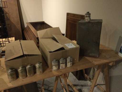 Lotto di vari piedi in polvere della Seconda Guerra Mondiale