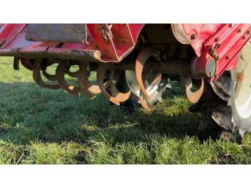 288c3d84-fe88-4ac1-83a2-ad9ad0262671.mp4