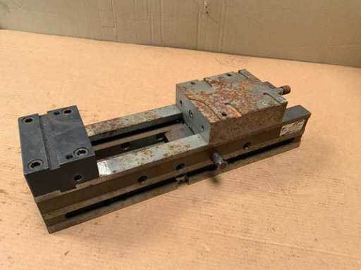 Kohn Machine Vise