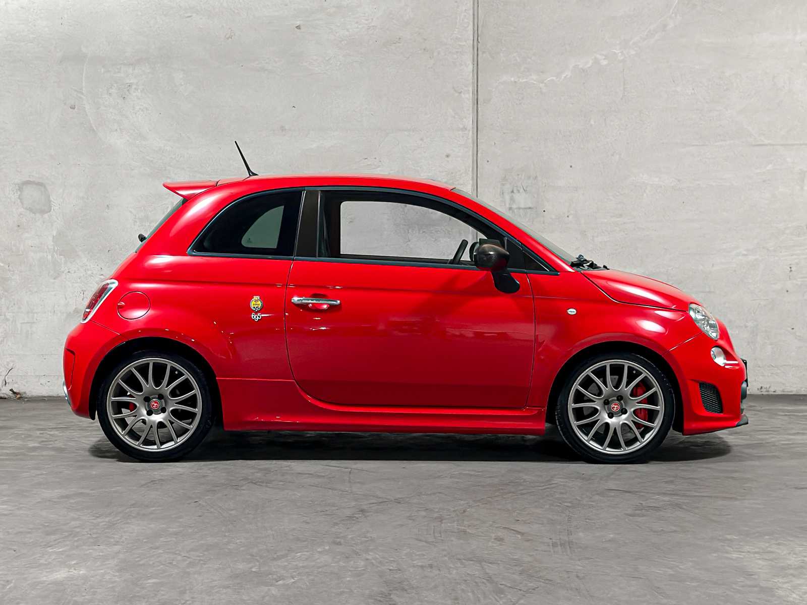 Fiat 500 Abarth 695 Tributo Ferrari 180pk 2011