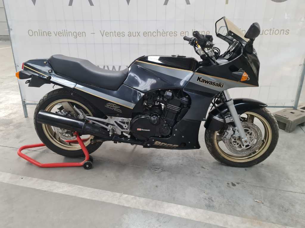Kawasaki GPZ 900 R 1989