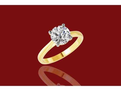 14 Karat Gelbgoldring mit 1,98 Karat. Diamant