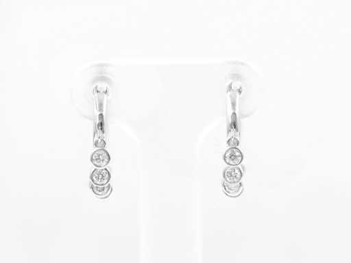 14 KT White Gold Earring With Natural Diamonds