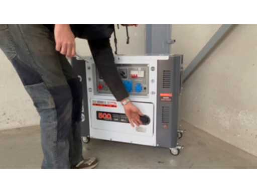 8ad1c329-6545-40e8-bd6e-13946a88334f.mp4