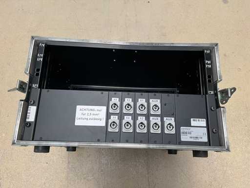 CONNEX - DISTRI SA 19" SV 32 A rot i/o > 9x Powercon | RCD - Andere artikelen uit de sectie "Audioapparatuur"