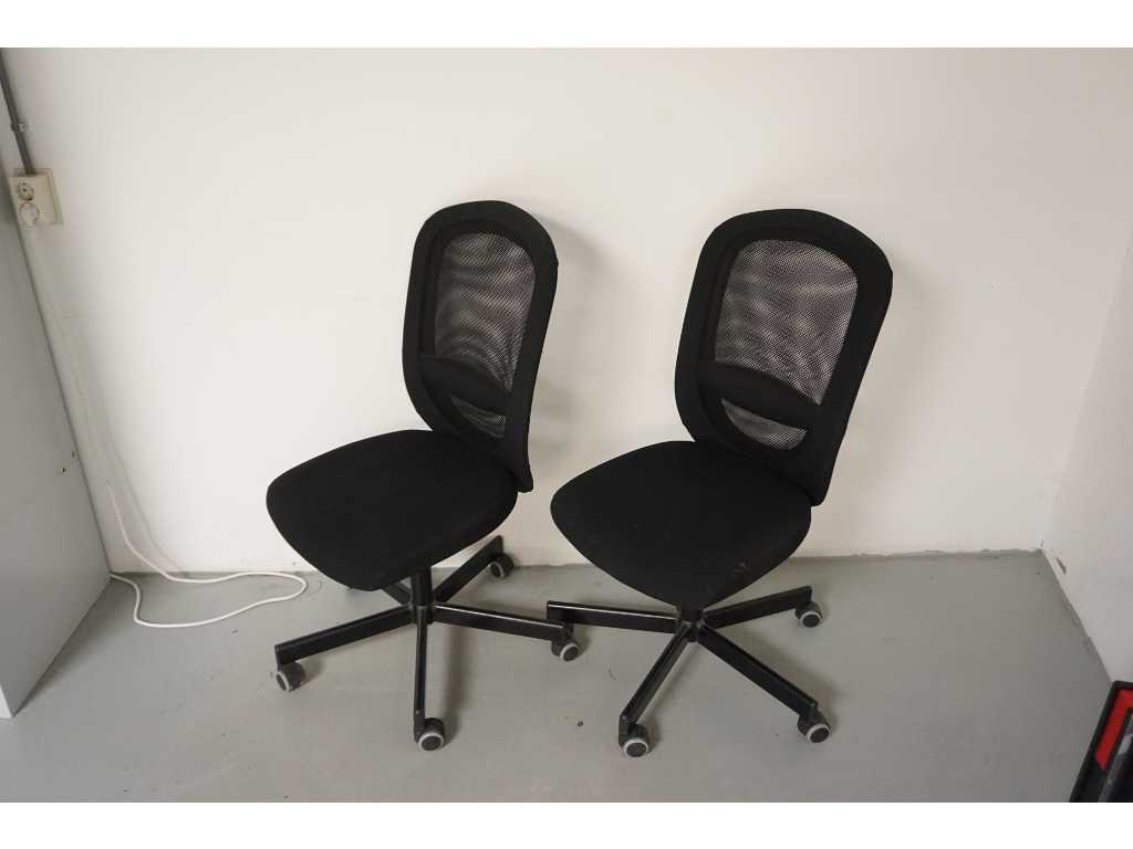 Office chair (2x)