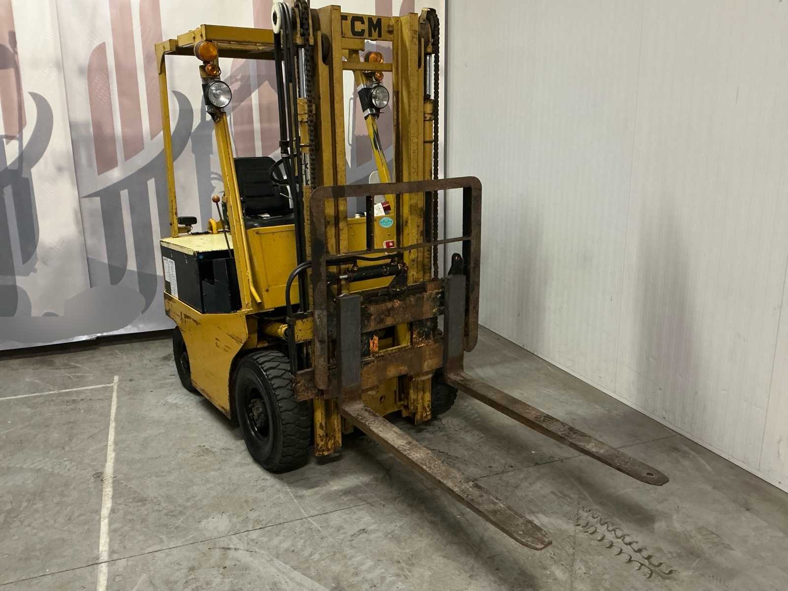 TCM FVB15H2 Forklift