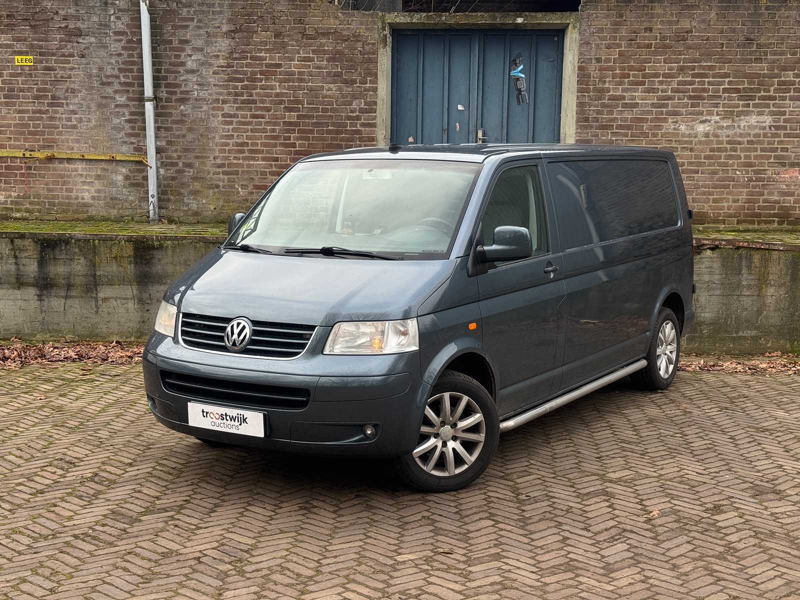 Volkswagen Transporter 2.5 TDI 340 172pk 2005 DSG 