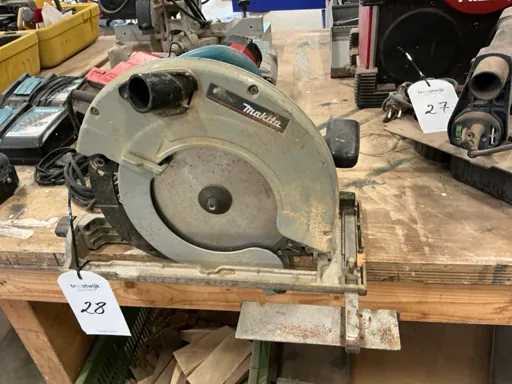 1996 Makita 5903R Circular Saw