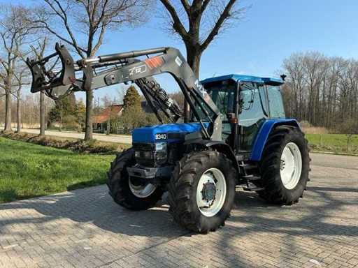 Tracteur agricole New Holland 8340 à traction intégrale 1992