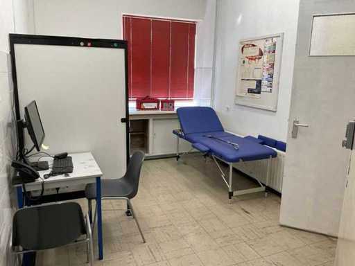 Arredamento della sala pronto soccorso