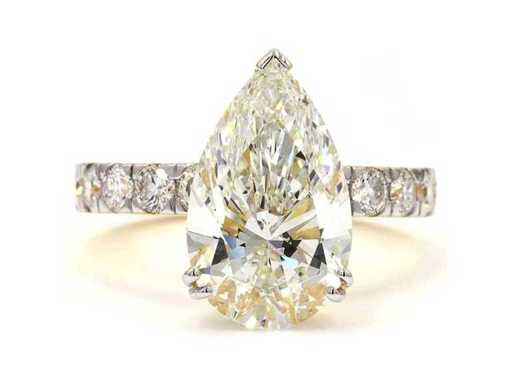18 Karaat geelgouden ring met 6,07 ct. diamant