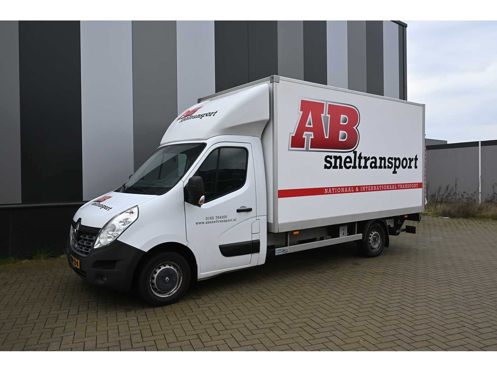2020 – Renault – Master – T35 2.3 dCi L3H2 And. – Box truck with 750 KG Dhollandia tail lift