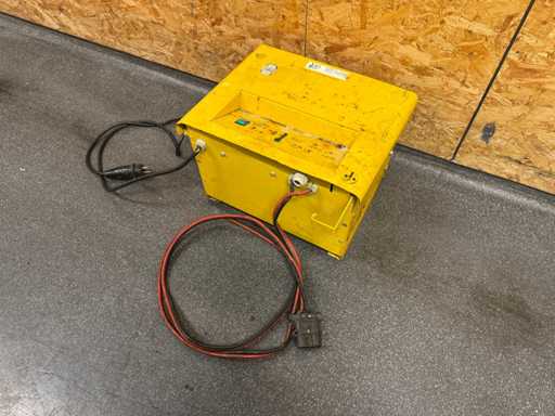 IEB Industry - E 230 G 24/50 - Încărcător de baterii