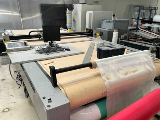 2011 GERBER Cutter DCS 3606 Automatische Cutter