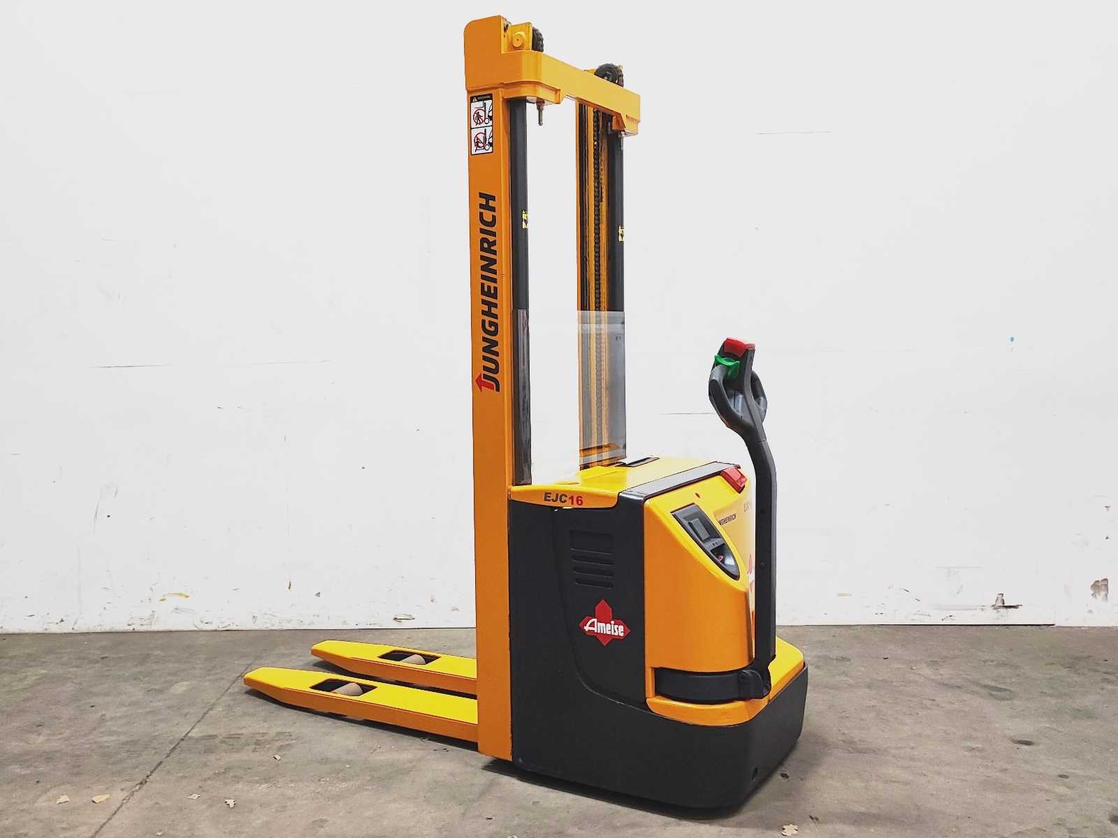 Jungheinrich – 2001 – EJC 16 – Stacker