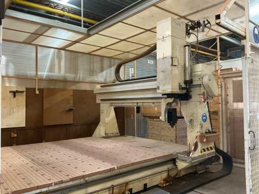1998 Thermwood TH70 5-assige bewerkingscentra