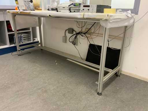 Aluminium-Holz-Werkbank